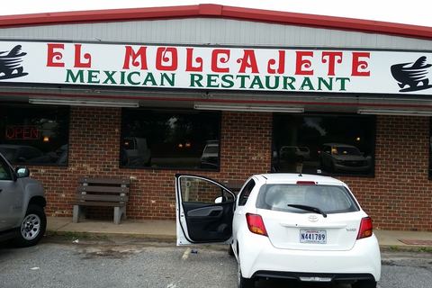 El Molcajete Mexican Restaurant